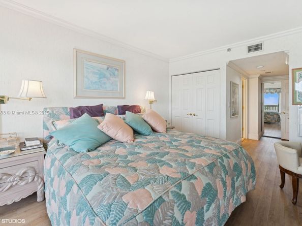 1000 W Island Blvd 2911, Aventura FL 33160