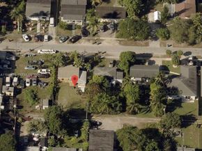 33 NW 8th Ave, Homestead FL 33030