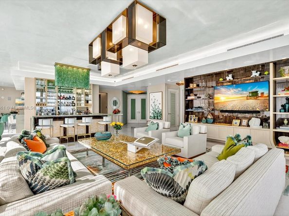 17901 Collins Ave 2004, Sunny Isles Beach FL 33160