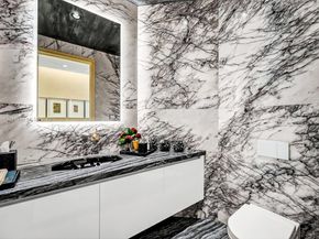 17901 Collins Ave 2004, Sunny Isles Beach FL 33160