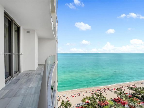 17901 Collins Ave 2004, Sunny Isles Beach FL 33160