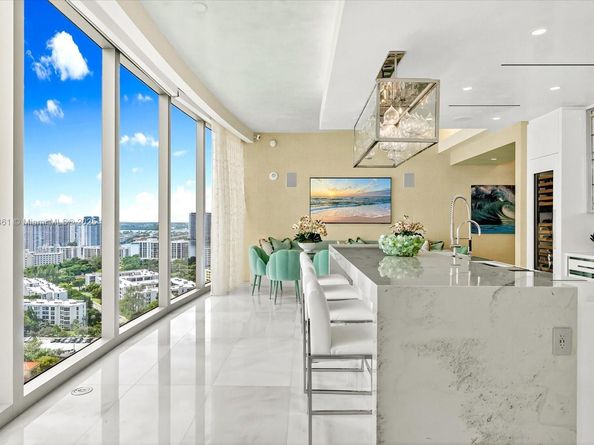 17901 Collins Ave 2004, Sunny Isles Beach FL 33160