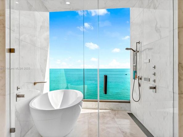 17901 Collins Ave 2004, Sunny Isles Beach FL 33160