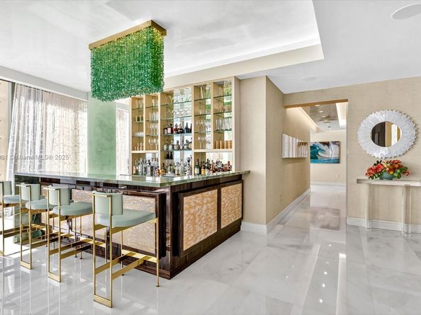 17901 Collins Ave 2004, Sunny Isles Beach FL 33160