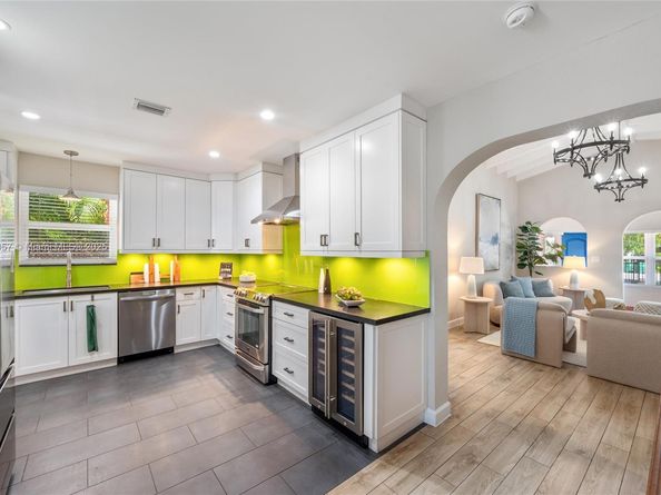 1020 SW 22nd St, Miami FL 33129
