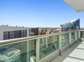 900 Biscayne Blvd PH6201, Miami FL 33132