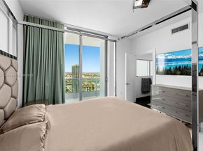 900 Biscayne Blvd PH6201, Miami FL 33132