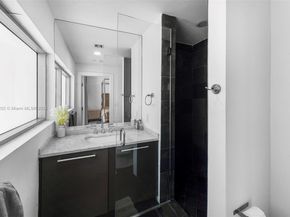 900 Biscayne Blvd PH6201, Miami FL 33132