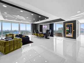 900 Biscayne Blvd PH6201, Miami FL 33132