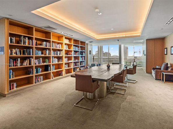 900 Biscayne Blvd PH6201, Miami FL 33132