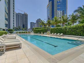 900 Biscayne Blvd PH6201, Miami FL 33132