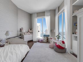 900 Brickell Key Blvd 2904, Miami FL 33131