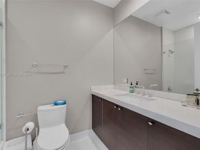900 Brickell Key Blvd 2904, Miami FL 33131
