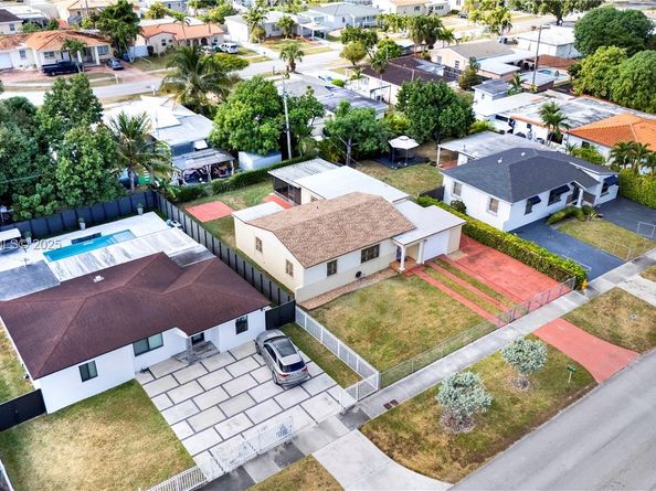 1020 SW 72nd Ave, Miami FL 33144