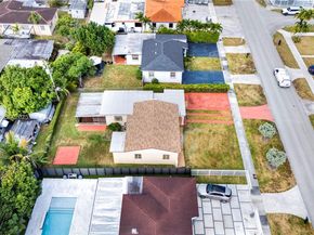 1020 SW 72nd Ave, Miami FL 33144