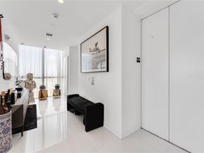 1100 Biscayne Blvd 6307, Miami FL 33132