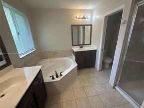 21105 NW 14th Pl, Miami Gardens FL 33169