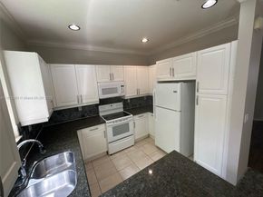 21105 NW 14th Pl, Miami Gardens FL 33169