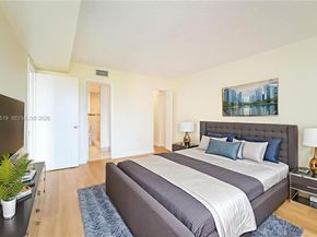 4801 NW 7th St 80316, Miami FL 33126