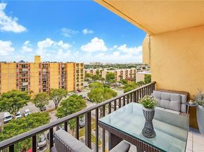 4801 NW 7th St 80316, Miami FL 33126