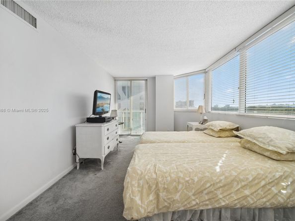 3411 Indian Creek Dr 604, Miami Beach FL 33140