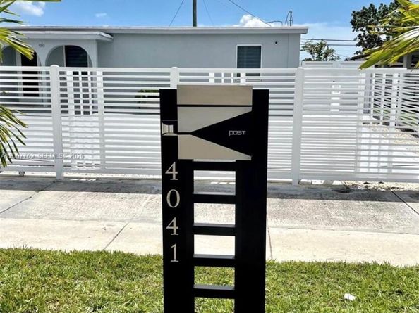 4041 SW 117th Ave, Miami FL 33175
