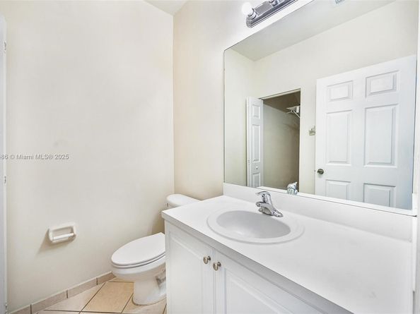 2884 SE 2nd Dr 3, Homestead FL 33033