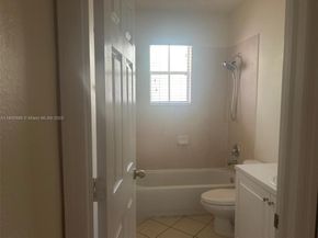 2884 SE 2nd Dr 3, Homestead FL 33033