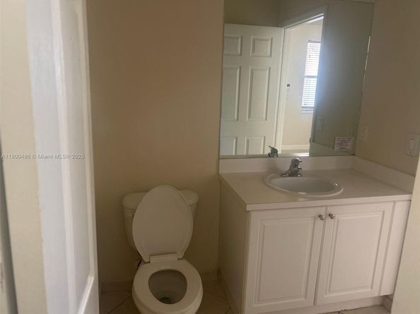 2884 SE 2nd Dr 3, Homestead FL 33033