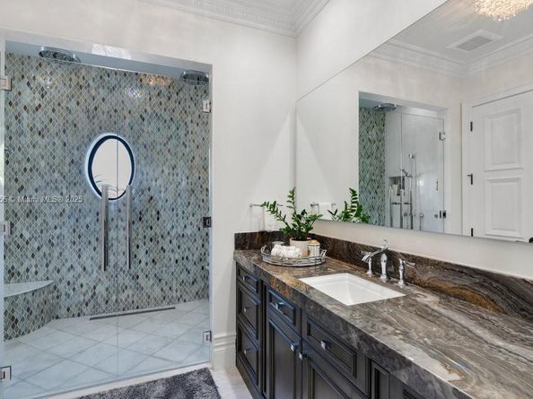 2225 W Silver Palm Rd, Boca Raton FL 33432