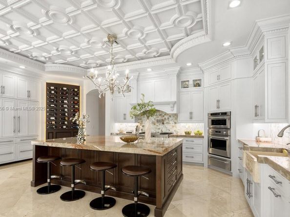 2225 W Silver Palm Rd, Boca Raton FL 33432