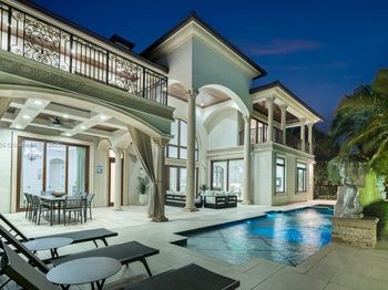 2225 W Silver Palm Rd