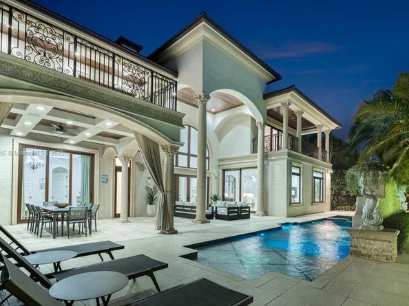 2225 W Silver Palm Rd, Boca Raton FL 33432