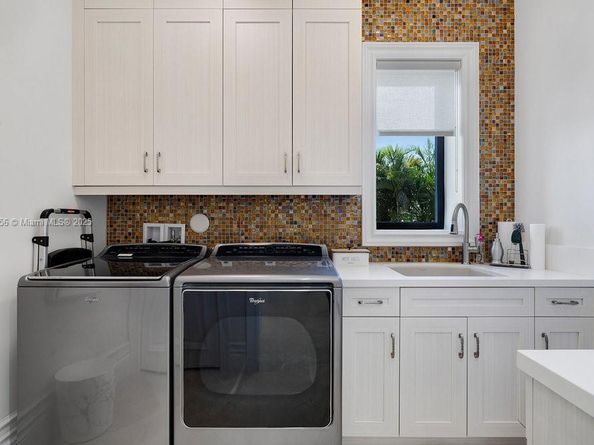 2225 W Silver Palm Rd, Boca Raton FL 33432