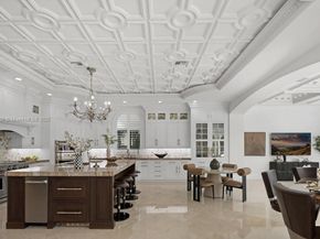 2225 W Silver Palm Rd, Boca Raton FL 33432