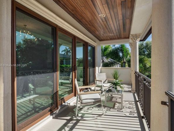 2225 W Silver Palm Rd, Boca Raton FL 33432