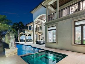 2225 W Silver Palm Rd, Boca Raton FL 33432