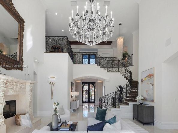 2225 W Silver Palm Rd, Boca Raton FL 33432