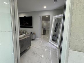 11510 SW 7th St, Sweetwater FL 33174