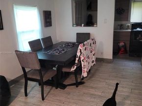 5720 NE Miami Pl, Miami FL 33137