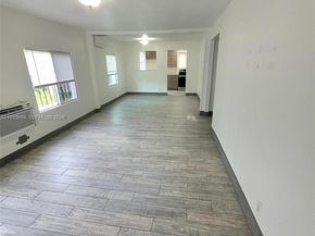 5720 NE Miami Pl, Miami FL 33137
