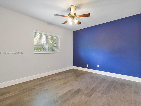 3880 Coral Hills Dr, Coral Springs FL 33065