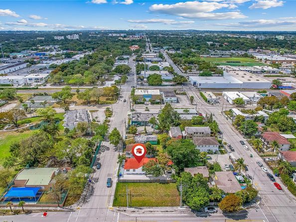473 NE 61st St, Miami FL 33137