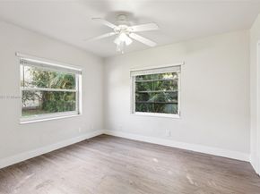 807 N 26th Ave, Hollywood FL 33020