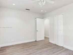 807 N 26th Ave, Hollywood FL 33020