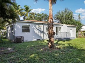 807 N 26th Ave, Hollywood FL 33020