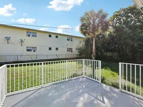 807 N 26th Ave, Hollywood FL 33020