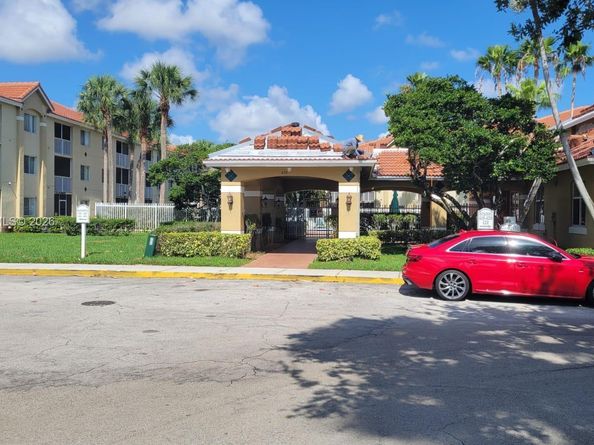 410 S Park Rd 1108, Hollywood FL 33021