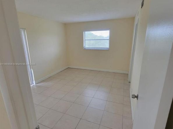 8740 N Sherman Cir 308, Miramar FL 33025