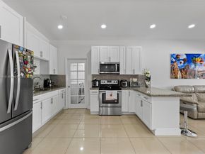 18022 NW 7th Ct, Miami Gardens FL 33169